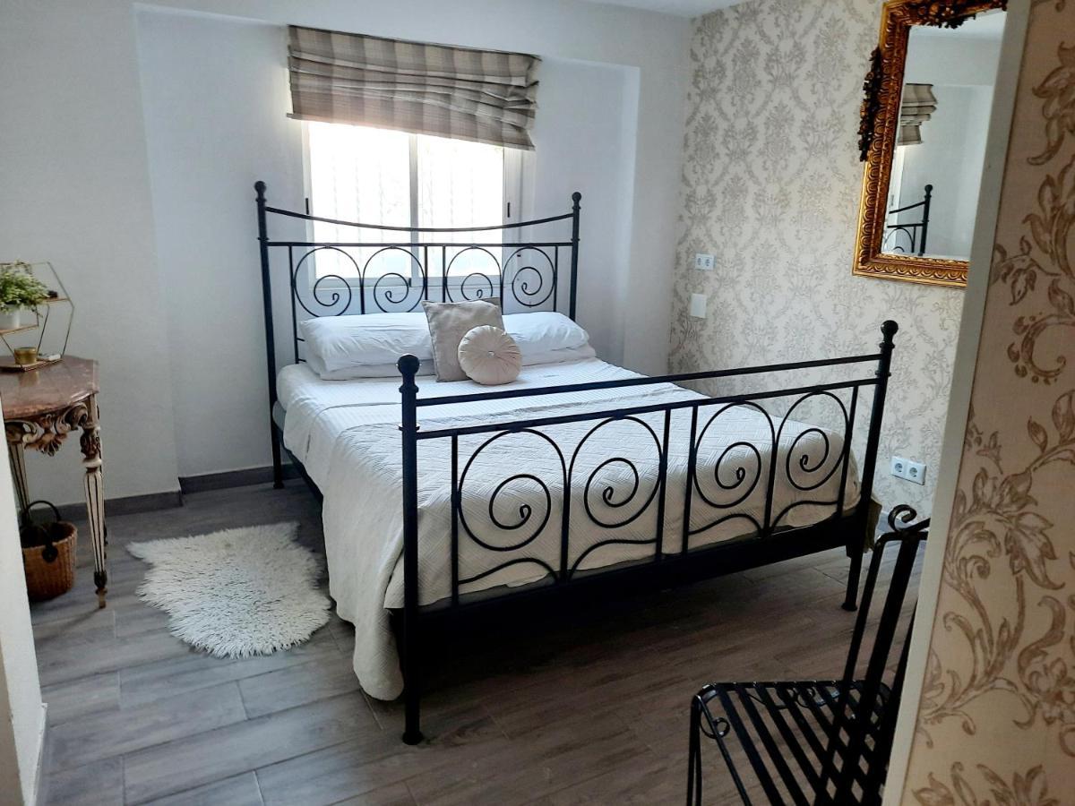 Fabulous Detached Large Villa 5 Bedrooms 3 Bathrooms Backing Onto Villamartin Golf Course מראה חיצוני תמונה