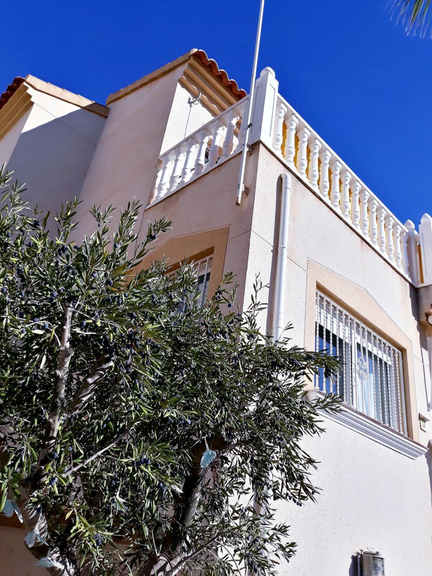 Fabulous Detached Large Villa 5 Bedrooms 3 Bathrooms Backing Onto Villamartin Golf Course מראה חיצוני תמונה