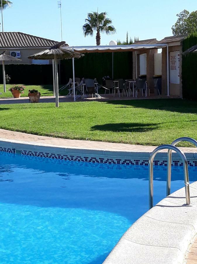 Fabulous Detached Large Villa 5 Bedrooms 3 Bathrooms Backing Onto Villamartin Golf Course מראה חיצוני תמונה